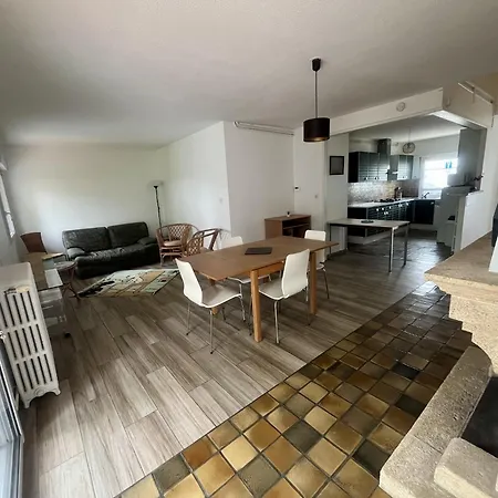 Maison Pour 8 Proche Centre